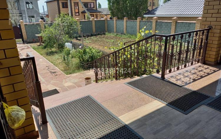 Жеке үй · 6 бөлме · 450 м² · 10 сот., Украинка 43, бағасы: 75 млн 〒 в Актобе — фото 10