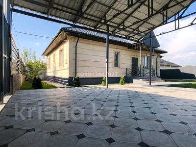 Отдельный дом · 4 комнаты · 145 м² · 5 сот., Кокшетауская 404 — АЗС ГАЗпром, ул Суюнбая за 67 млн ₸ в Каскелене