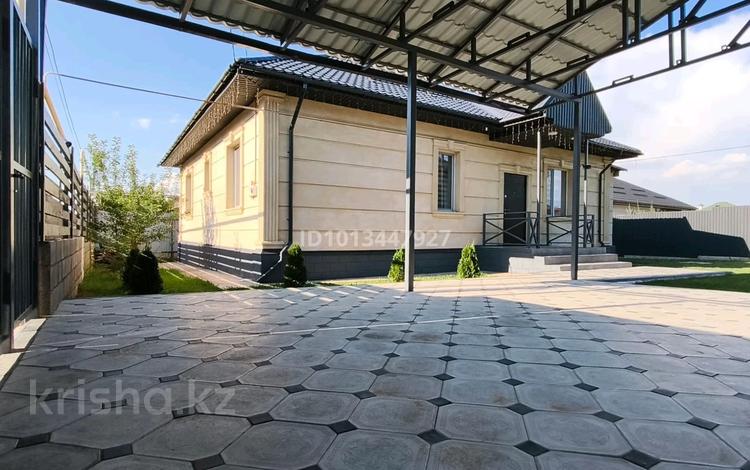 Отдельный дом · 4 комнаты · 145 м² · 5 сот., Кокшетауская 404 — АЗС ГАЗпром, ул Суюнбая за 67 млн ₸ в Каскелене — фото 3