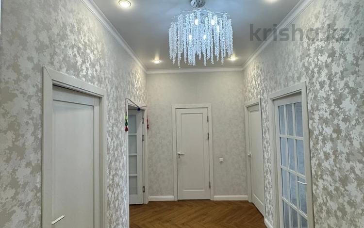 3-бөлмелі пәтер · 106 м² · 9/10 қабат, мкр. Алтын орда, проспект Алии Молдагуловой, бағасы: 50 млн ₸ в Актобе — фото 6
