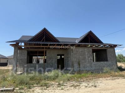 Жеке үй · 4 бөлме · 139 м² · 5.7 сот., Мкр.Аксай 8/3 — Атшабарова, бағасы: 22.5 млн ₸ в Коксай (пути Ильича)