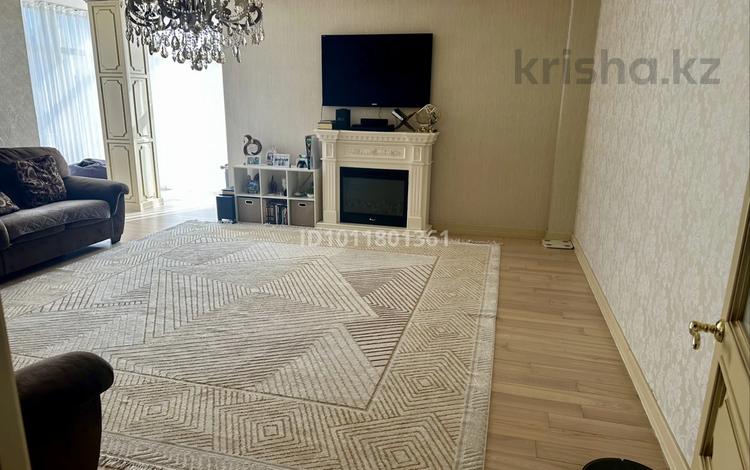 3-комнатная квартира · 140 м² · 13/16 этаж, Республики 7/2 за 78 млн ₸ в Астане, Сарыарка р-н — фото 2