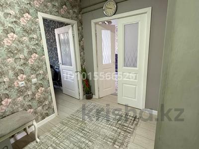 2-бөлмелі пәтер · 75 м² · 4/4 қабат, Нұрсәт ш/а 5 — трц Рахима Ниш, бағасы: 28 млн ₸ в Шымкенте, Каратауский р-н