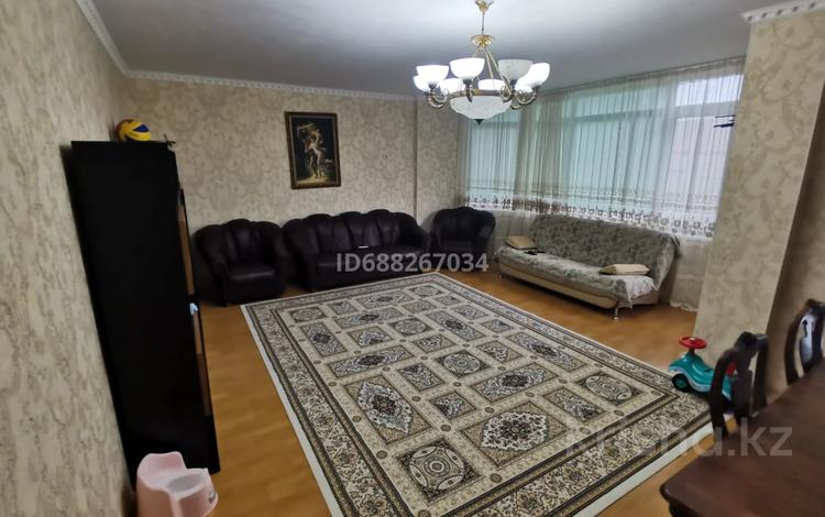 3-комнатная квартира · 170 м² · 5/5 этаж, мкр Центральный, Сатбаева 48а — Сатпаева 48а за 280 000 ₸ в Атырау — фото 2