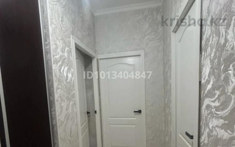1-бөлмелі пәтер · 36 м² · 1/5 қабат, 32Б ш/а. — Дарын мектебінің қасы, бағасы: 11 млн ₸ в Актау, 32Б мкр — фото 2