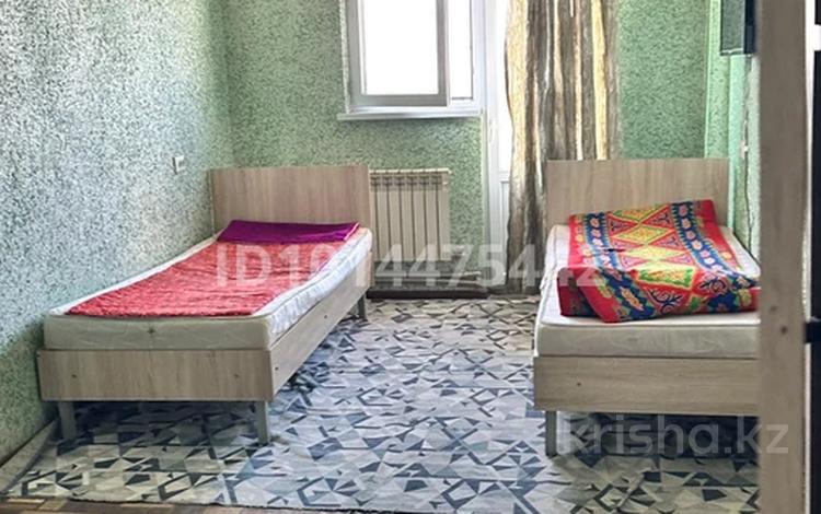 1-комнатная квартира · 42 м² · 5/5 этаж, мкр Нижний Отырар 12/7 — Гипер хаус артында за 110 000 ₸ в Шымкенте, Туран р-н — фото 2