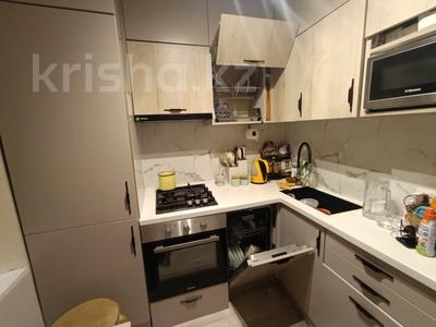 3-комнатная квартира · 63 м² · 2/4 этаж, мкр №1 за 36.9 млн ₸ в Алматы, Ауэзовский р-н