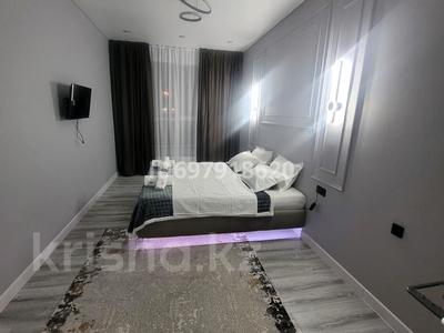2-комнатная квартира · 80 м² · 7/12 этаж, мкр Тастак-1, Тастак-1 м-н 348/1 — Райымбек батыр Емцова за 25 000 ₸ в Алматы, Ауэзовский р-н