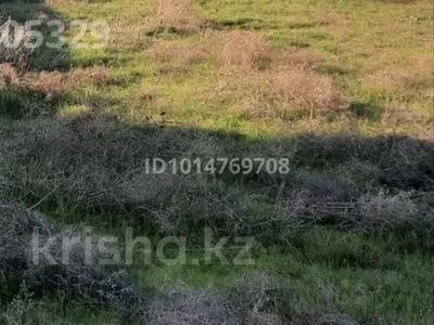 Участок · 8 соток, мкр Бозарык 465 — Бүркітші көшесі 465 за 20 млн ₸ в Шымкенте, Абайский р-н