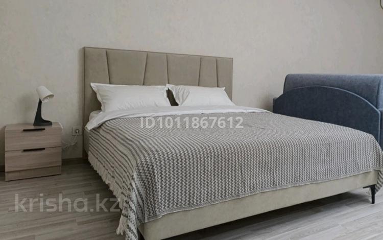 1-бөлмелі пәтер · 50 м² · 15 қабат, Туркестан 10 — Орынбор, бағасы: 3 500 ₸ в Астане, Есильский р-н — фото 2