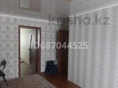 3-комнатная квартира, 58 м², 5/5 этаж, 3 14 за 9.5 млн 〒 в Лисаковске