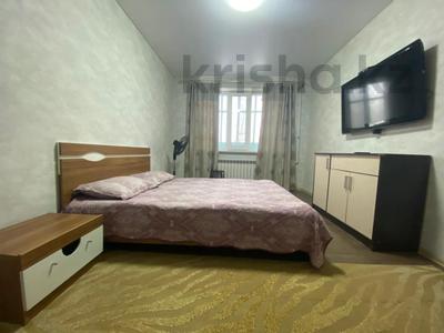 1-комнатная квартира · 37 м² · 1/5 этаж, Сазда-2 , Марат Оспанова 58 за 8 000 ₸ в Актобе
