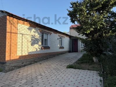 Отдельный дом · 3 комнаты · 100 м² · 3.5 сот., Короткая 1 за 24.8 млн ₸ в Уральске