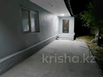 Отдельный дом · 2 комнаты · 70 м² · 8 сот., мкр Азат 45 — Кабиско за 80 000 ₸ в Шымкенте, Енбекшинский р-н