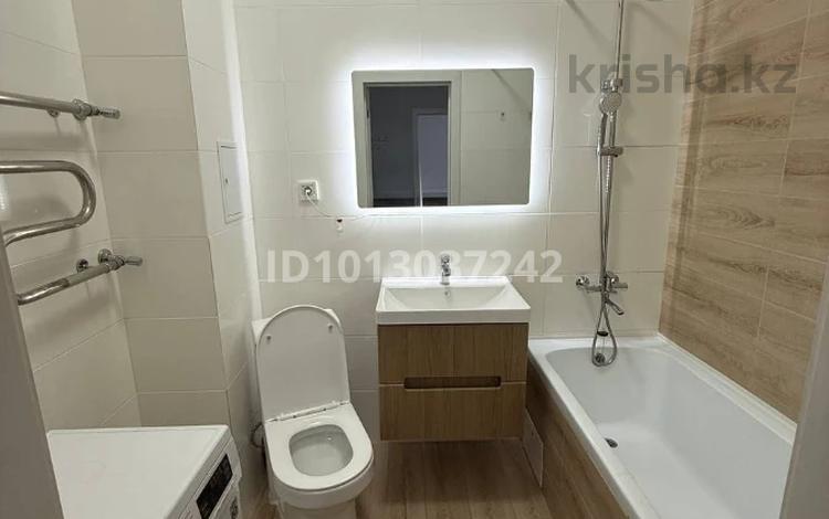 2-комнатная квартира · 50 м² · 5/10 этаж, Мухамедханова 20 — Айтматова за 300 000 ₸ в Астане, Нура р-н — фото 10