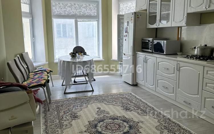 2-комнатная квартира · 77.5 м² · 2/5 этаж, Жемчужная 1 — Напротив Солдатского пляжа за 220 000 ₸ в Актау, мкр Приморский — фото 3