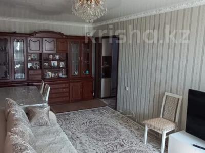 2-комнатная квартира, 66.2 м², 4/5 этаж, Кизатова за 24 млн 〒 в Петропавловске