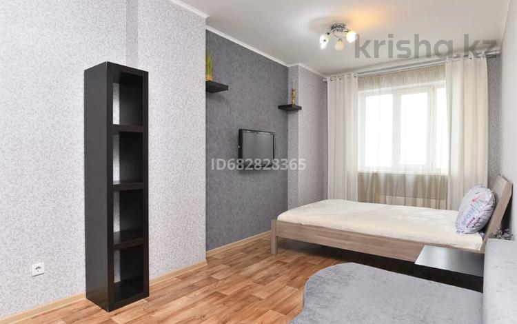 1-комнатная квартира, 40 м², 2/5 этаж посуточно, Торайгырова 54 за 8 000 〒 в Павлодаре — фото 2