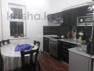 3-бөлмелі пәтер · 75 м² · 12/12 қабат, Абая 159А, бағасы: 20 млн ₸ в Таразе