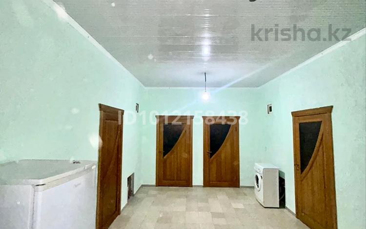 2-бөлмелі пәтер · 32 м² · 1 қабат, ул. Дулатова 45, бағасы: 90 000 ₸ в Шымкенте, Абайский р-н — фото 2