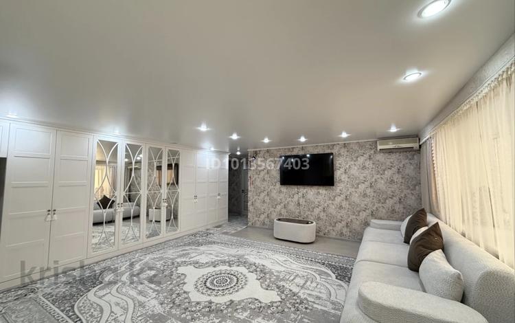 3-бөлмелі пәтер · 100 м² · 5/5 қабат, Камзина 32, бағасы: 35 млн ₸ в Аксу — фото 2