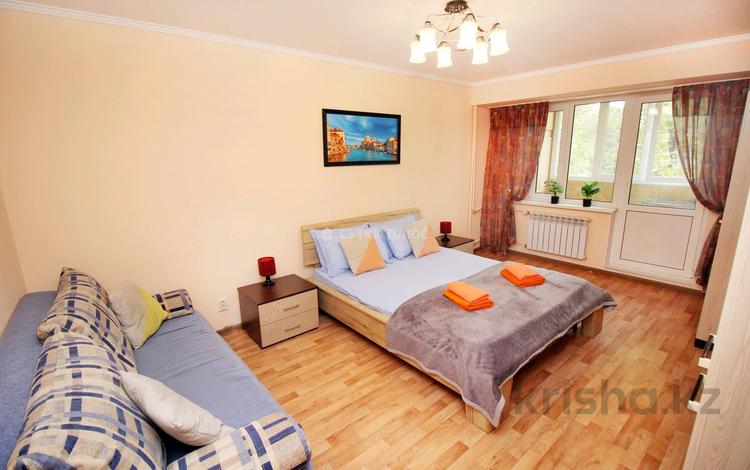 1-комнатная квартира, 45 м², 2/4 этаж посуточно, Майлина 208 за 15 000 〒 в Алматы, Турксибский р-н — фото 2