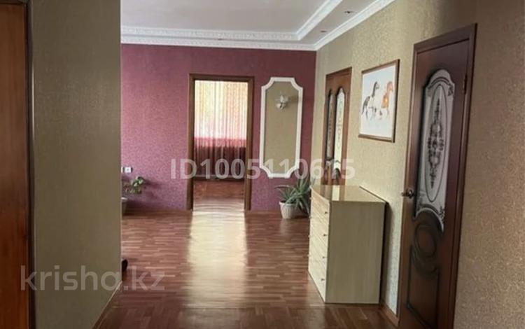 Жеке үй · 4 бөлме · 150 м² · 3 жүзд., Актан батыр — Пересечение улиц мәңгілік ел и молдагуглова, бағасы: 250 000 ₸ в Актобе, жилой массив Юго-Запад-1 — фото 2