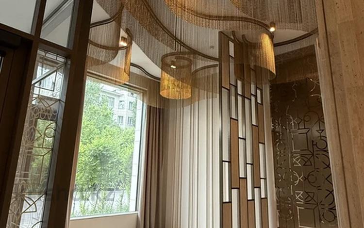 4-комнатная квартира · 193.5 м² · 2/7 этаж, Тасшокы 1 за 285 млн ₸ в Астане, Алматы р-н — фото 2