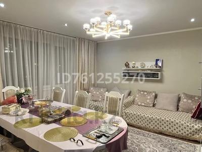 3-комнатная квартира · 64 м² · 4/10 этаж, Майкудук, Мкр Голубые пруды 7 за 26 млн 〒 в Караганде, Алихана Бокейханова р-н