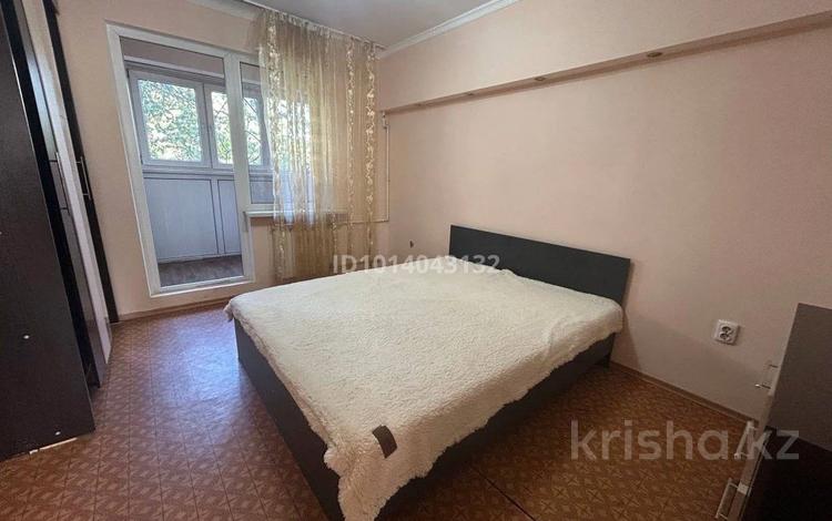 3-бөлмелі пәтер · 61 м² · 3/4 қабат, Толе би, бағасы: 15 000 ₸ в Алматы, Алатауский р-н — фото 2