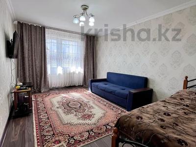 1-комнатная квартира · 45 м² · 1/5 этаж, Есенберлина 8/2 за 17.5 млн 〒 в Усть-Каменогорске