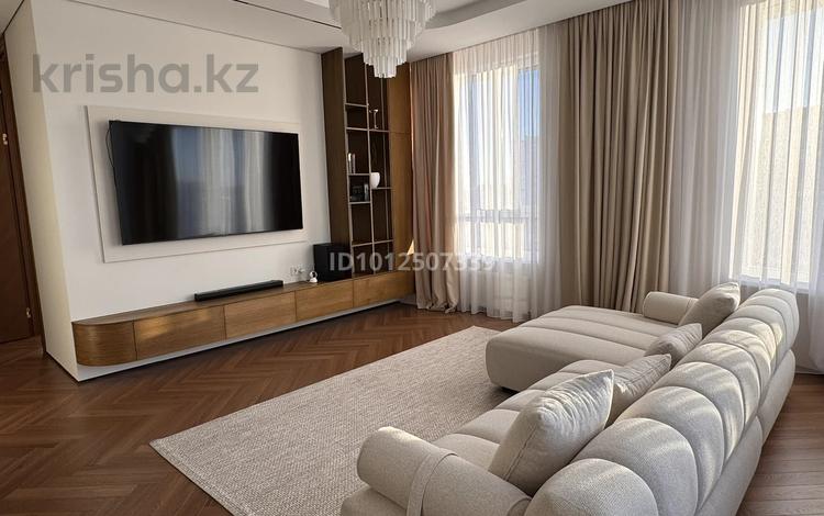 3-комнатная квартира · 105 м² · 14/23 этаж, Сыганак 52 за 130 млн ₸ в Астане, Есильский р-н — фото 2