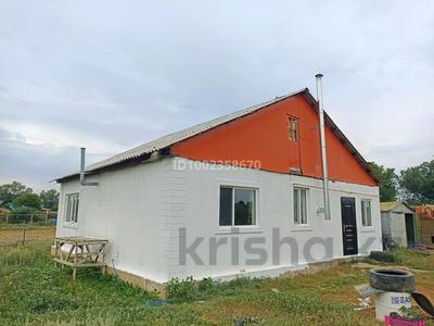 Отдельный дом · 2 комнаты · 100 м² · 13 сот., Интернациональная за ~ 8.3 млн 〒 в Актобе, жилой массив Курайлы