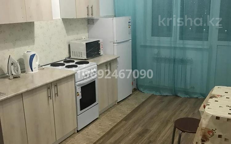 1-комнатная квартира, 42 м², 11/12 этаж помесячно, Абиша Какилбайулы 97 а