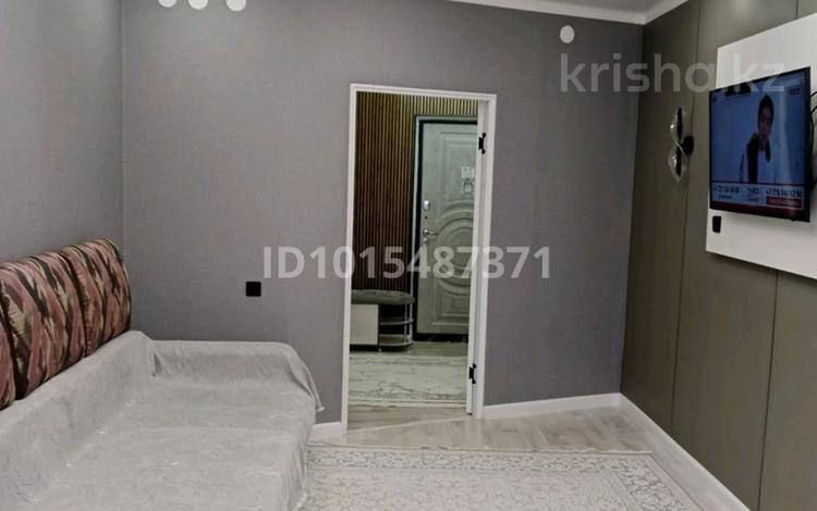 2-бөлмелі пәтер · 62 м² · 4/5 қабат, Улы Дала ш/а. 998, бағасы: 200 000 ₸ в Таразе, мкр Улы Дала — фото 2