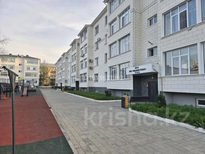 3-бөлмелі пәтер · 107 м² · 3/4 қабат, Мынбулак ш/а. а — Находится за Дианой в девятом микрорайоне, между 41 и 47 гимназией., бағасы: 34.5 млн ₸ в Таразе,  мкр Мынбулак