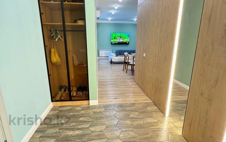 2-комнатная квартира · 54 м² · 5/17 этаж, мкр Юго-Восток, Строителей 28/5 — ЭтноПарк за 35 млн ₸ в Караганде, Казыбек би р-н — фото 2