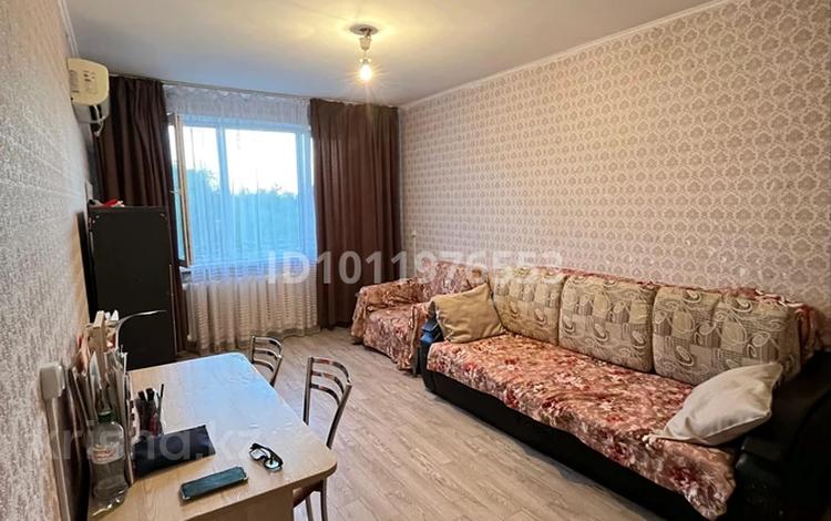 1-бөлмелі пәтер · 31 м² · 5/5 қабат, Просп. Абая 54, бағасы: 9 млн ₸ в Уральске, мкр Школьник — фото 2