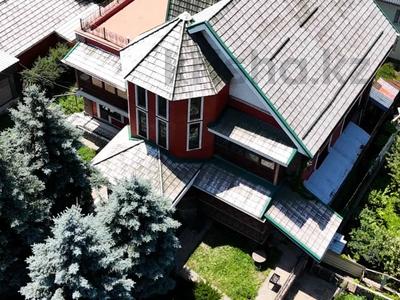 Жеке үй · 10 бөлме · 685 м², мкр Коктобе, Кыз Жибек 138 — Достык выше Омарова, бағасы: 2.8 млн 〒 в Алматы, Медеуский р-н