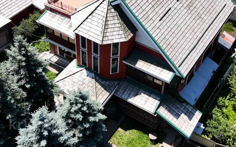 Жеке үй · 10 бөлме · 685 м², мкр Коктобе, Кыз Жибек 138 — Достык выше Омарова, бағасы: 2.8 млн 〒 в Алматы, Медеуский р-н — фото 19