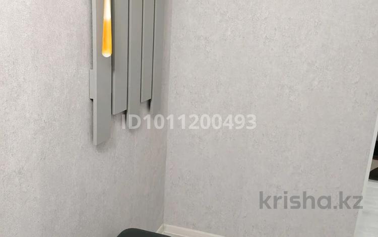 2-комнатная квартира · 44 м² · 4/4 этаж, Абая 20 за 15 000 ₸ в Балхаше — фото 2