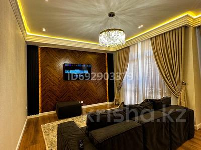 2-комнатная квартира · 80 м², Батырбекова 26 за 25 000 〒 в Туркестане