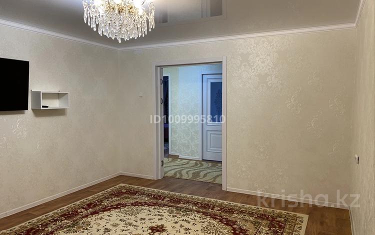 3-бөлмелі пәтер · 70 м² · 4/6 қабат, мкр Жана Орда 11, бағасы: 180 000 ₸ в Уральске — фото 15