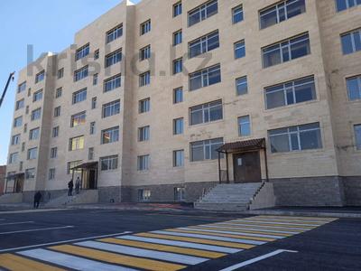 2-комнатная квартира · 62.2 м² · 4/6 этаж, Майкудук, мкр Голубые пруды 3/2 за 20 млн 〒 в Караганде, Алихана Бокейханова р-н