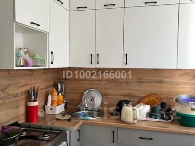 3-комнатная квартира · 67 м² · 2/5 этаж, 4 32 — 4-й мкр за 13.5 млн ₸ в Степногорске