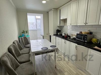 3-бөлмелі пәтер · 91.5 м² · 9/10 қабат, мкр 11, бағасы: 29 млн ₸ в Актобе