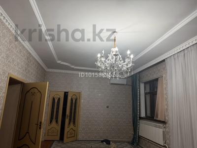 Отдельный дом · 6 комнат · 400 м² · 8 сот., Жанибекова 46 за 35 млн ₸ в Арыси