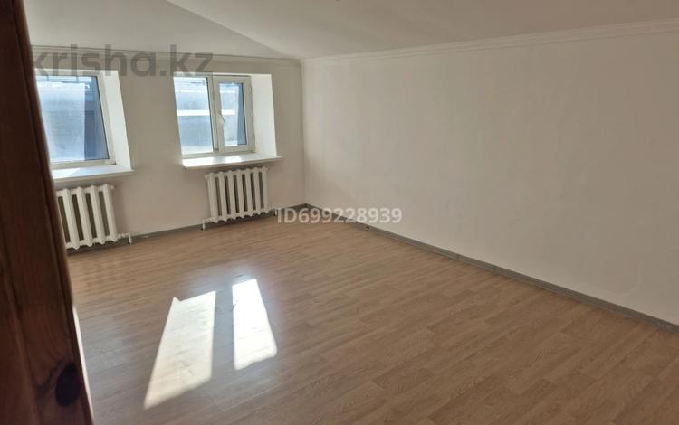 Офисы, склады · 34 м² за 136 000 ₸ в Астане, Сарыарка р-н — фото 11