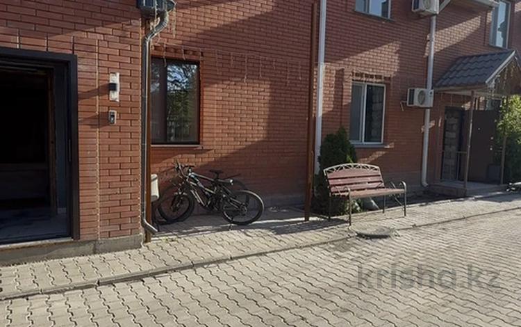 Жеке үй · 5 бөлме · 160 м² · 3 жүзд., Далена Тулепова 6, бағасы: 75 млн ₸ в Атырау — фото 2