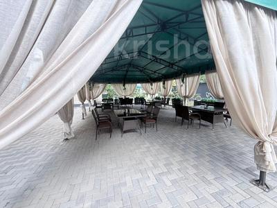 Свободное назначение, магазины и бутики, общепит, салоны красоты, образование, развлечения · 217 м² за 175 млн 〒 в Уральске